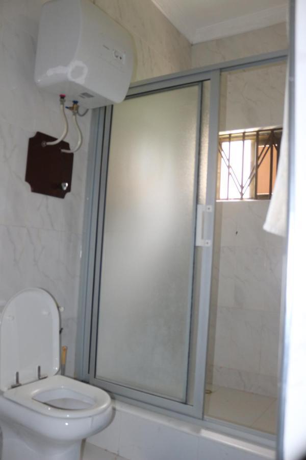 3A'S Guest House Akosombo Εξωτερικό φωτογραφία