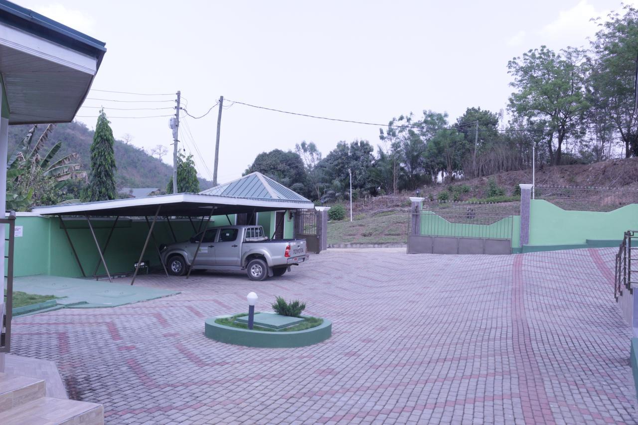 3A'S Guest House Akosombo Εξωτερικό φωτογραφία