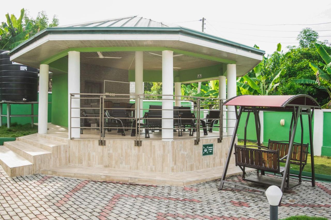 3A'S Guest House Akosombo Εξωτερικό φωτογραφία